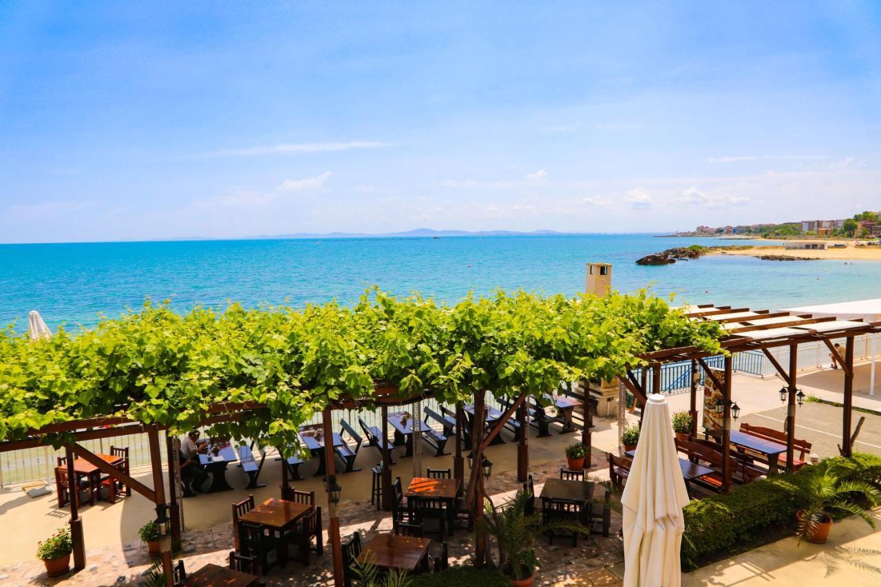 Petrov Family Hotel Νεσέμπαρ Εξωτερικό φωτογραφία