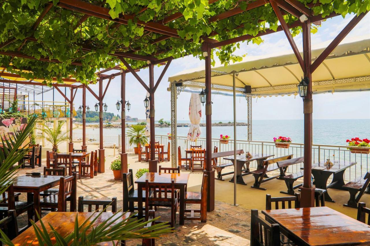 Petrov Family Hotel Νεσέμπαρ Εξωτερικό φωτογραφία