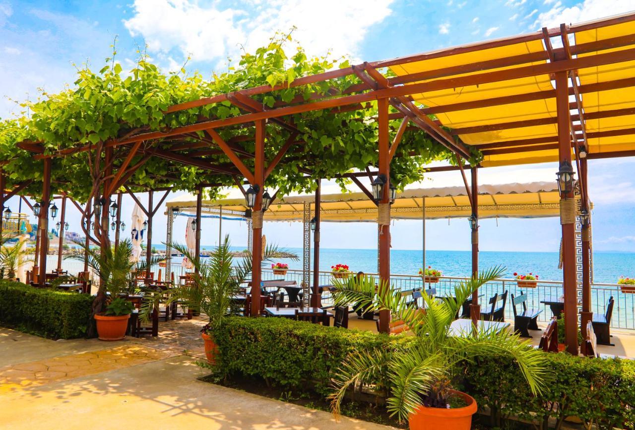 Petrov Family Hotel Νεσέμπαρ Εξωτερικό φωτογραφία
