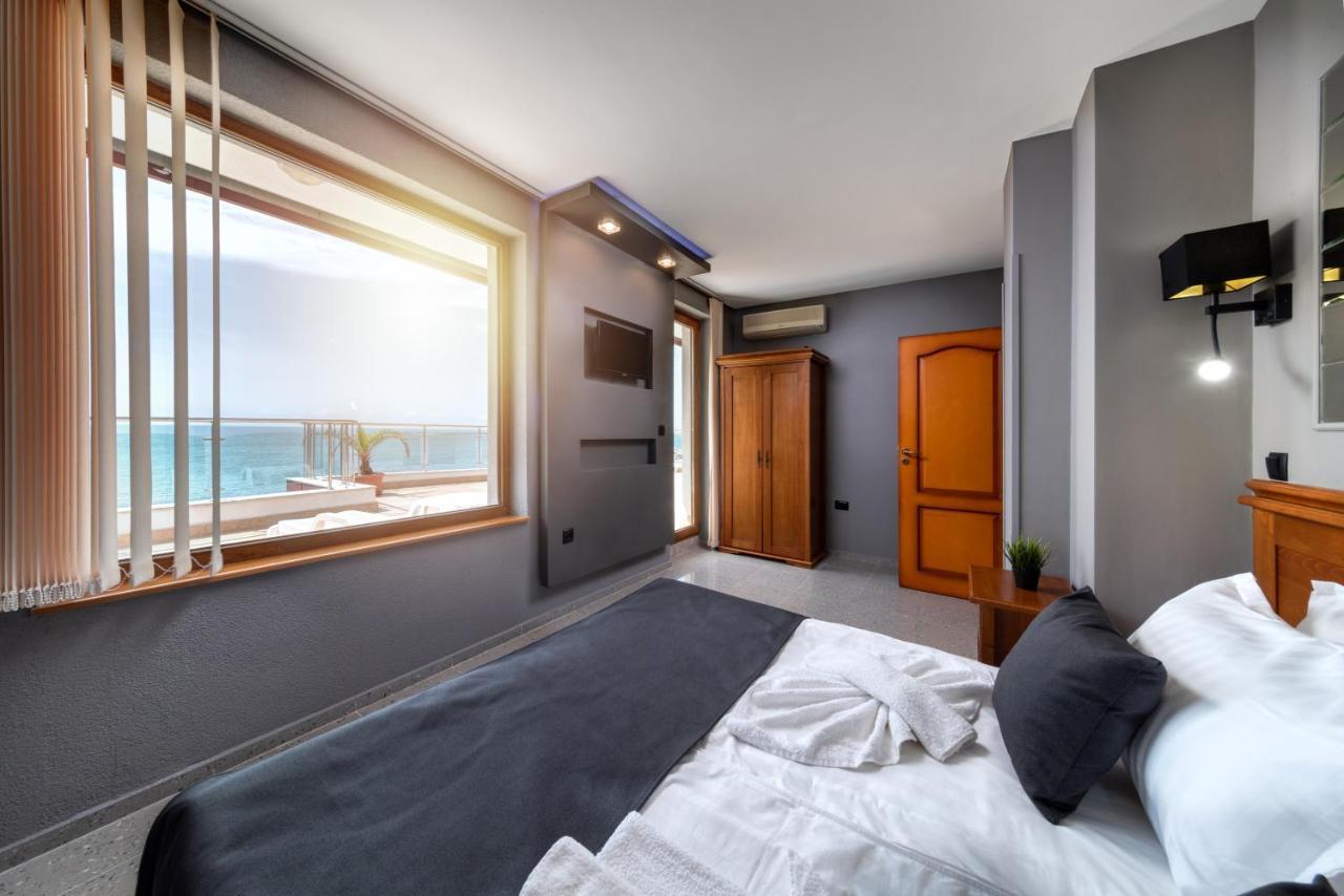 Petrov Family Hotel Νεσέμπαρ Εξωτερικό φωτογραφία
