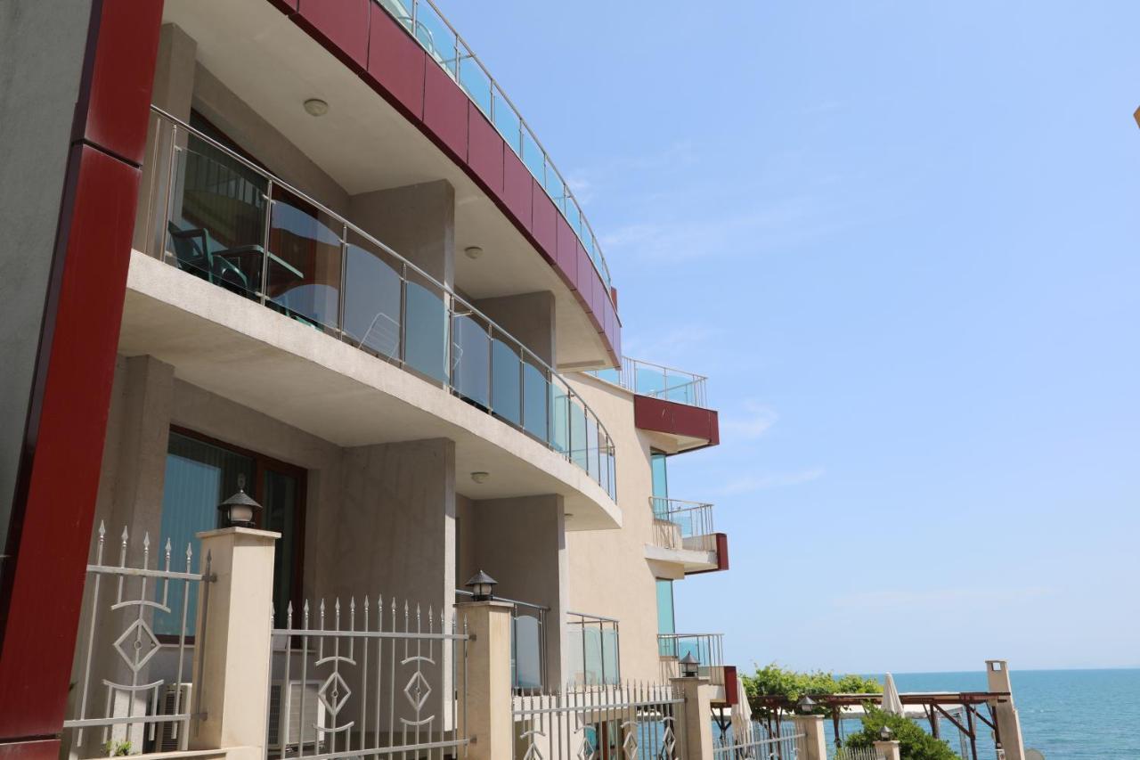 Petrov Family Hotel Νεσέμπαρ Εξωτερικό φωτογραφία